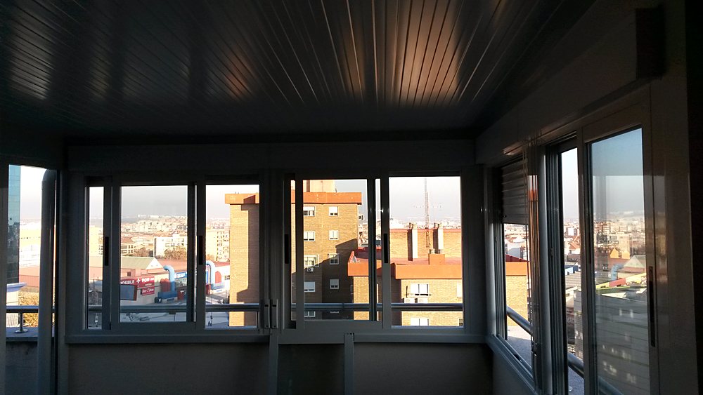Trabajo de Cristalerías Lucas S.L. en Fuenlabrada